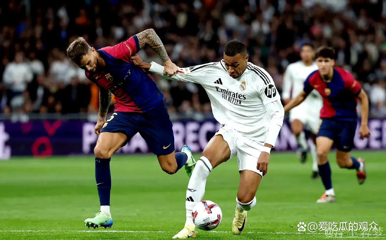 皇马13亿豪阵血拼:10人鏖战90分钟,2场4分登顶,33岁门神爆发 皇马13亿豪阵血拼:10人鏖战90分钟,2场4分登顶,33岁门神爆发