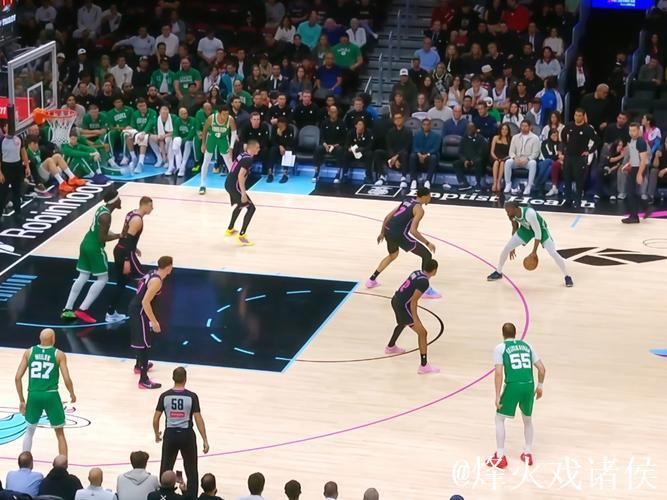 西蒙斯三分雨狂砍赛季最高39分 凯尔特人逆转热火19分 西蒙斯三分雨狂砍赛季最高39分 凯尔特人逆转热火19分